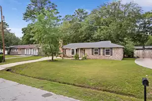 7708 Jadewood Dr, North Charleston, SC 29418 - Photo 3