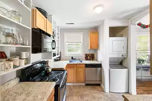 210 Line St, Charleston, SC 29403 - Photo 5