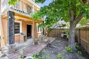 210 Line St, Charleston, SC 29403 - Photo 15