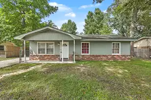405 Madeline Dr, Goose Creek, SC 29445 - Photo 1