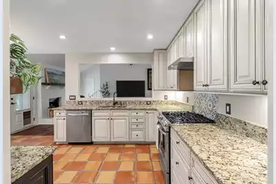 1511 Wakendaw Road, Mount Pleasant, SC 29464 - Photo 15