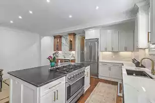 75 Smith St #B, Charleston, SC 29401 - Photo 7