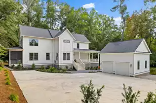 215 Marion Ave, Summerville, SC 29483 - Photo 11