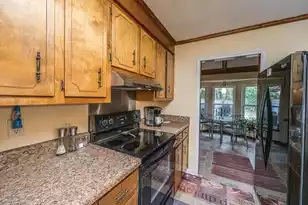 105 James Rd, Summerville, SC 29486 - Photo 9
