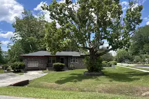 1300 White Dr, Charleston, SC 29407 - Photo 5