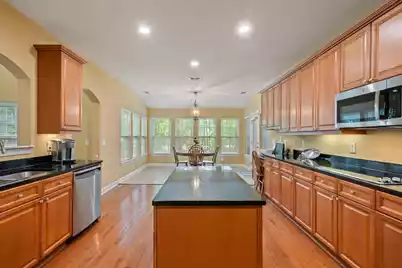 1825 James Gregarie Road S, Mount Pleasant, SC 29466 - Photo 13