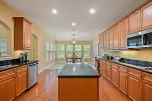 1825 James Gregarie Road S, Mount Pleasant, SC 29466 - Photo 13