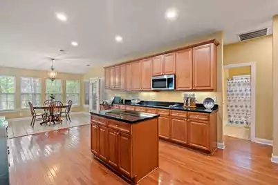 1825 James Gregarie Road S, Mount Pleasant, SC 29466 - Photo 3