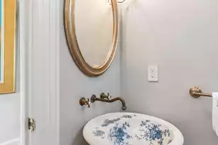 31 New St, Charleston, SC 29401 - Photo 15