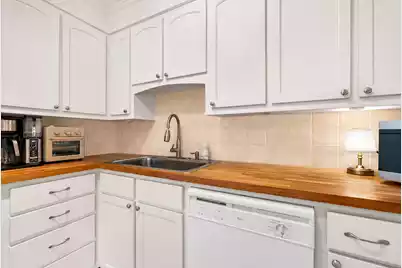 1027 Yorktown Drive, Charleston, SC 29412 - Photo 11