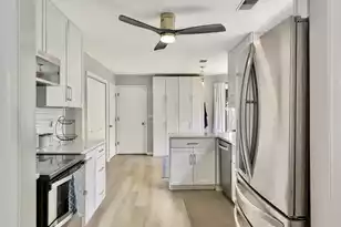 1474 Hidden Bridge Dr, Mount Pleasant, SC 29464 - Photo 13