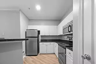 1300 Park West Blvd, Mount Pleasant, SC 29466 - Photo 13