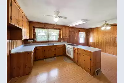 300 Metts Street N, Saint George, SC 29477 - Photo 3