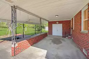 300 Metts Street N, Saint George, SC 29477 - Photo 13