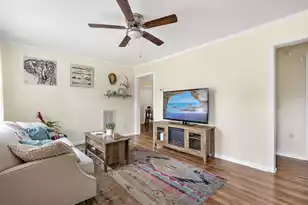 916 Hillsboro Dr, Charleston, SC 29407 - Photo 5