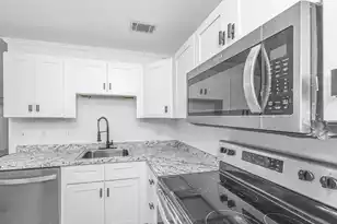 7940 Parklane Ct, North Charleston, SC 29418 - Photo 13