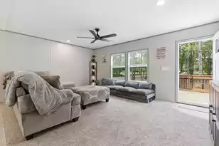 1207 Edmonds Way, Summerton, SC 29148 - Photo 9