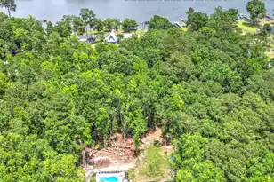 1207 Edmonds Way, Summerton, SC 29148 - Photo 1