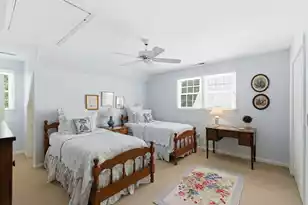143 Live Oak Dr, Mount Pleasant, SC 29464 - Photo 21