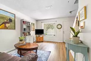 1057 Hunters Trce, Mount Pleasant, SC 29464 - Photo 3