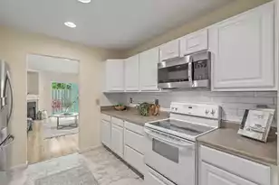 1670 Dexter Ln, Charleston, SC 29412 - Photo 9