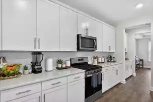 228 Bering Ln, Summerville, SC 29486 - Photo 9