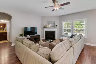 1024 Banker Court, Mount Pleasant, SC 29429 - Photo 11