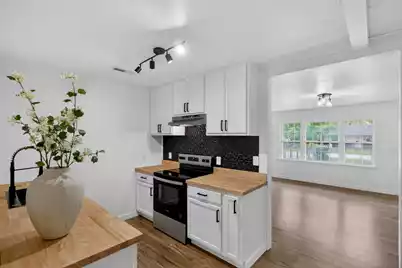 3018 Matipan Avenue, North Charleston, SC 29405 - Photo 13