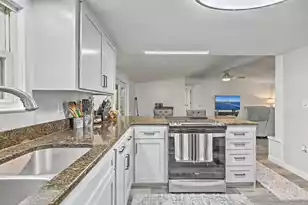 5709 Old Jacksonboro Rd, Ravenel, SC 29470 - Photo 15