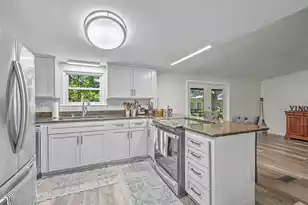 5709 Old Jacksonboro Rd, Ravenel, SC 29470 - Photo 3