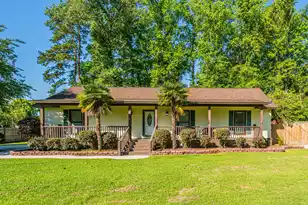 295 Forest Cir, Summerville, SC 29483 - Photo 5