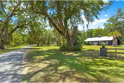 5068 Sweetgrass Farm Road, Johns Island, SC 29455 - Photo 15