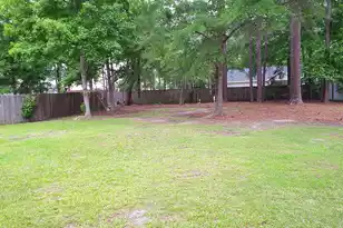 260 Koger Dr, Summerville, SC 29483 - Photo 7