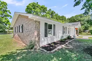 109 Camellia Rd, Goose Creek, SC 29445 - Photo 5