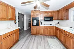 1529 Waters Edge Dr, Summerton, SC 29148 - Photo 17