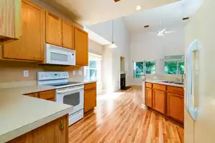 4921 Franconia Dr, Summerville, SC 29485 - Photo 7