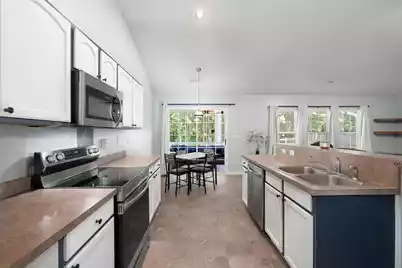 5114 Thornton Drive, Summerville, SC 29485 - Photo 11