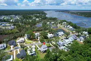 3853 Delinger Dr, Mount Pleasant, SC 29466 - Photo 9
