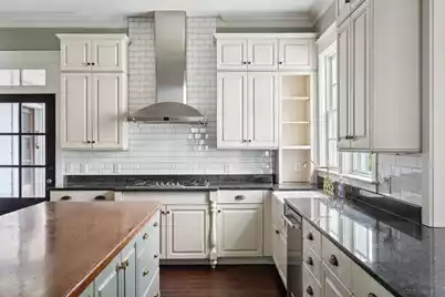 221 King George Street, Charleston, SC 29492 - Photo 27