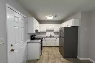 7911 Angel Ct, North Charleston, SC 29420 - Photo 3