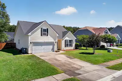 1012 Bridlewood Farms Parkway, Ridgeville, SC 29472 - Photo 3