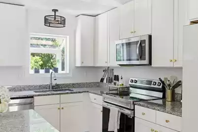 1504 Canton Square, Mount Pleasant, SC 29464 - Photo 11