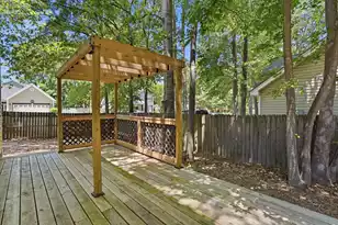 2916 Shadow Ln, North Charleston, SC 29406 - Photo 13