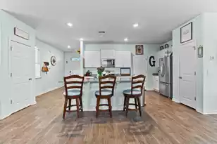 126 Sunray Ln, Summerville, SC 29486 - Photo 5