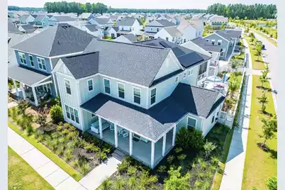 722 Blueway Avenue, Summerville, SC 29486 - Photo 9