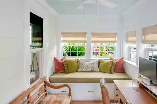 66 Cypress St, Charleston, SC 29403 - Photo 7