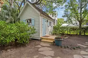 708 Pitt St, Mount Pleasant, SC 29464 - Photo 37