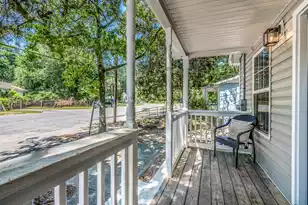 2512 Bennett Yard #Apt B, North Charleston, SC 29405 - Photo 3