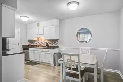 1402 Camp Road #Apt 16F, Charleston, SC 29412 - Photo 3