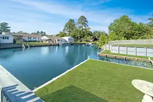 227 Canal St, Bonneau, SC 29431 - Photo 3
